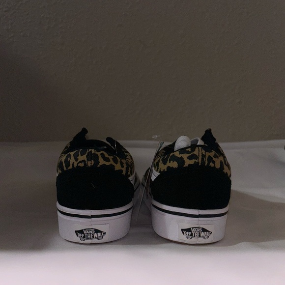 Vans: Leopard Print Sneakers: 3Y (NEW) - Picture 3 of 8